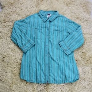 The North Face Women's Turquoise Button Down XL